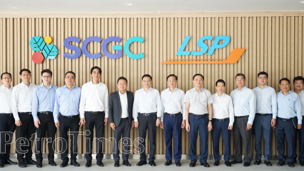 Lãnh đạo Petrovietnam thăm Tổ hợp Lọc hóa dầu Long Sơn và khảo sát khu vực dự kiến đầu tư dự án tại Long Sơn Lãnh đạo Petrovietnam thăm Tổ hợp Lọc hóa dầu Long Sơn và khảo sát khu vực dự kiến đầu tư dự án tại Long Sơn