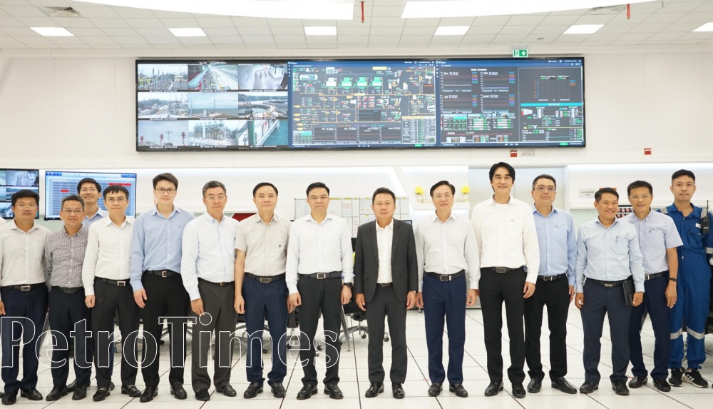 Lãnh đạo Petrovietnam thăm Tổ hợp Lọc hóa dầu Long Sơn và khảo sát khu vực dự kiến đầu tư dự án Lãnh đạo Petrovietnam thăm Tổ hợp Lọc hóa dầu Long Sơn và khảo sát khu vực dự kiến đầu tư dự án tại Long Sơn