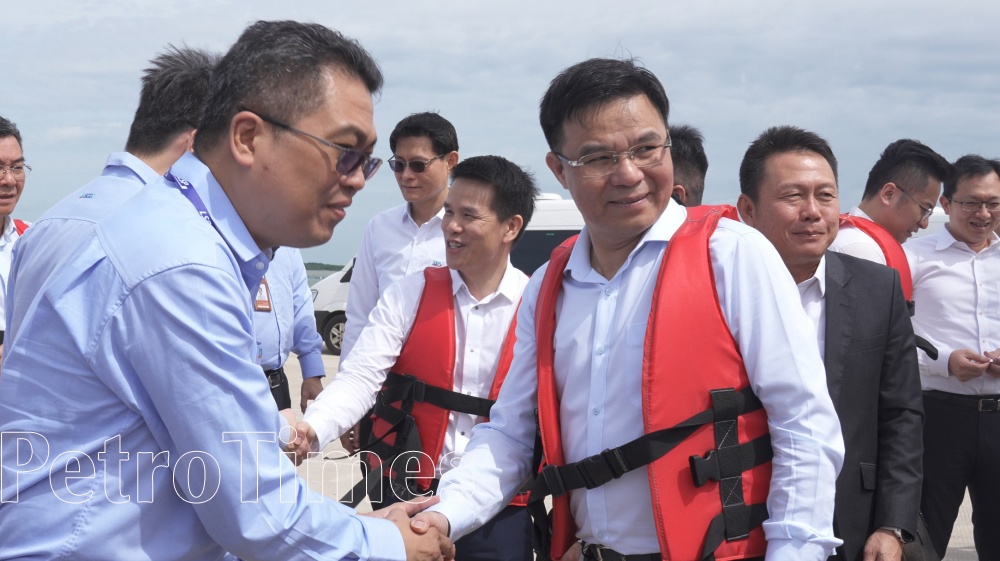 Lãnh đạo Petrovietnam thăm Tổ hợp Lọc hóa dầu Long Sơn và khảo sát khu vực dự kiến đầu tư dự án Lãnh đạo Petrovietnam thăm Tổ hợp Lọc hóa dầu Long Sơn và khảo sát khu vực dự kiến đầu tư dự án tại Long Sơn