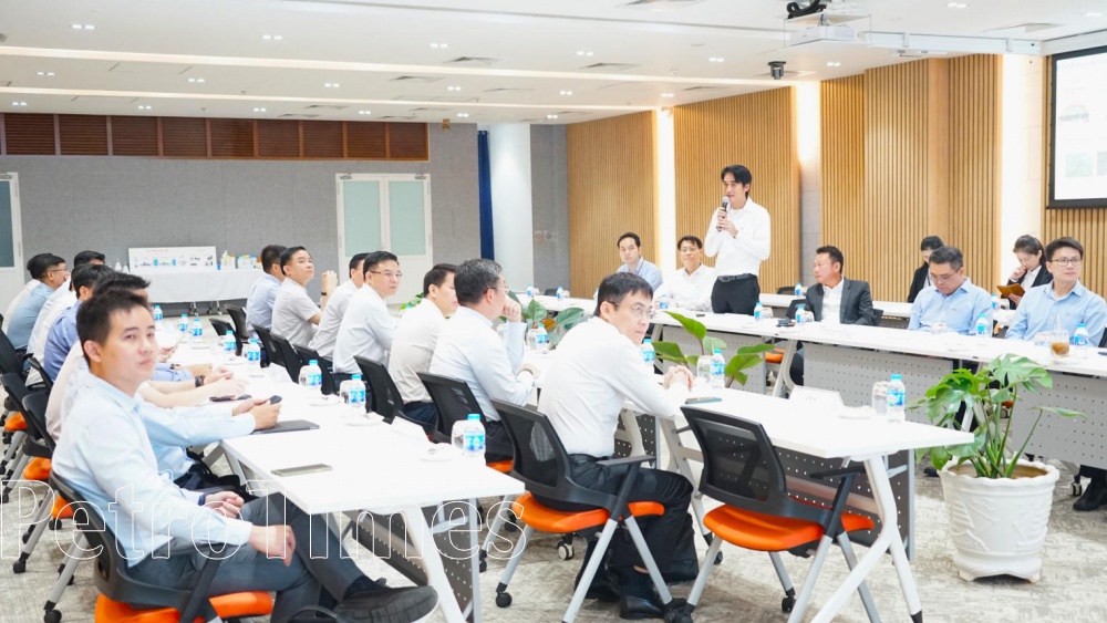 Lãnh đạo Petrovietnam thăm Tổ hợp Lọc hóa dầu Long Sơn và khảo sát khu vực dự kiến đầu tư dự án Lãnh đạo Petrovietnam thăm Tổ hợp Lọc hóa dầu Long Sơn và khảo sát khu vực dự kiến đầu tư dự án tại Long Sơn