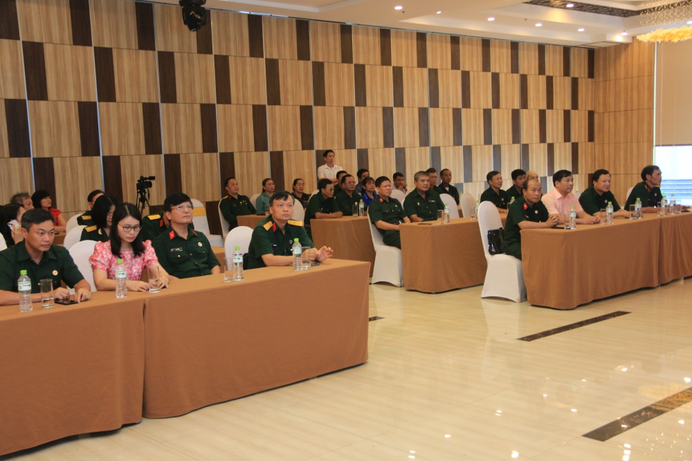 Các đại biểu tham dự Hội nghị Các đại biểu tham dự Hội nghị