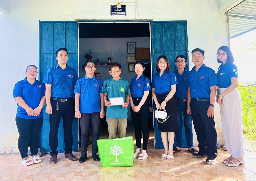 Cụm phối hợp hoạt động Bà Rịa - Vũng Tàu: Tổng kết chiến dịch tình nguyện Mùa hè xanh năm 2023 Cụm phối hợp hoạt động Bà Rịa - Vũng Tàu: Tổng kết chiến dịch tình nguyện Mùa hè xanh năm 2023