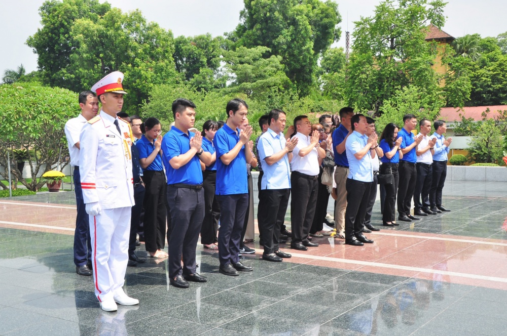 PVPGB - Đẩy mạnh xây dựng văn hóa doanh nghiệp và học tập theo gương Bác Hồ PVPGB - Đẩy mạnh xây dựng văn hóa doanh nghiệp và học tập theo gương Bác Hồ