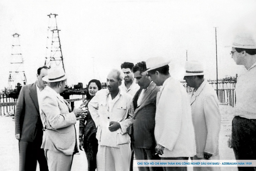 Petrovietnam: 48 năm vững thế đầu tàu của nền kinh tế Petrovietnam: 48 năm vững thế đầu tàu của nền kinh tế