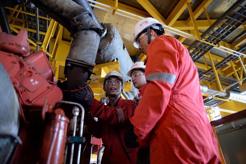 Petrovietnam: 48 năm vững thế đầu tàu của nền kinh tế Petrovietnam: 48 năm vững thế đầu tàu của nền kinh tế