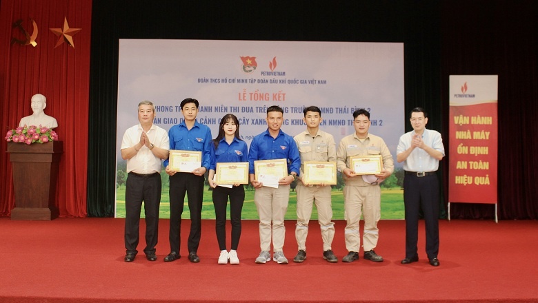 Phong trào thanh niên thi đua trên công trường góp phần làm hồi sinh NMNĐ Thái Bình 2