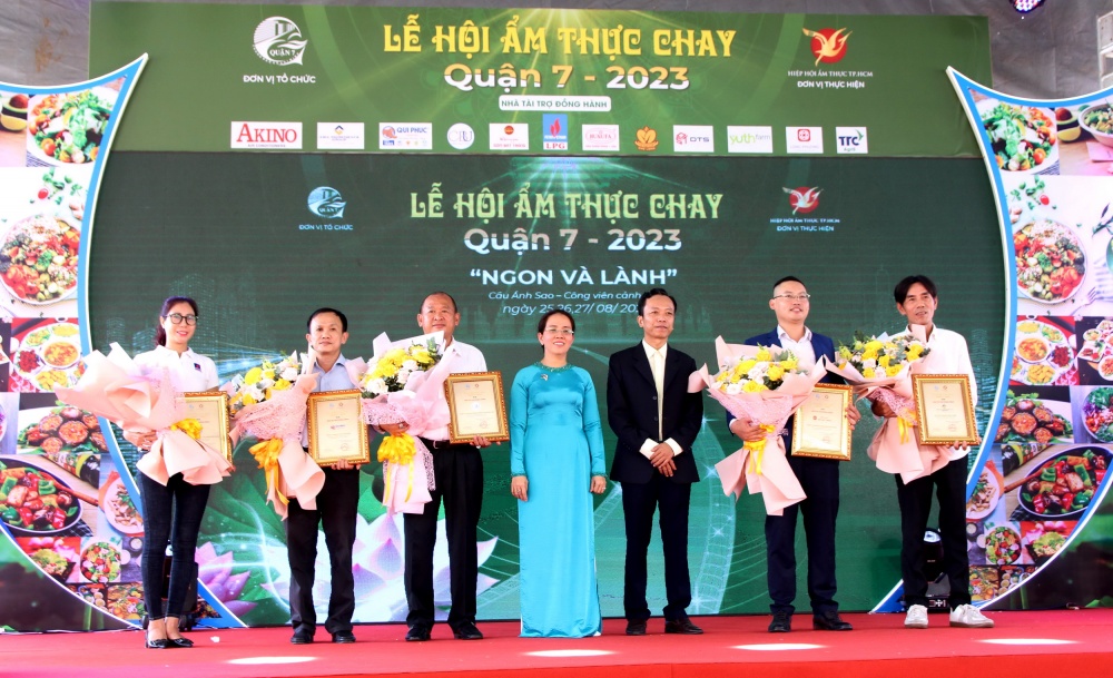 Ban tổ chức Lễ hội Ẩm thực chay Quận 7 năm 2023 cảm ơn các nhà tài trợ đã nhiệt tình đồng hành Ban tổ chức Lễ hội Ẩm thực chay Quận 7 năm 2023 cảm ơn các nhà tài trợ đã nhiệt tình đồng hành