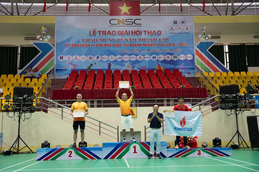 Vận động viên Trần Văn Thuật - Tổng công ty Khí Việt Nam (PVGas) - Công ty Chế biến Khí Vũng Tàu đạt giải Ba nội dung 50 km nam Vận động viên Trần Văn Thuật - Tổng công ty Khí Việt Nam (PVGas) - Công ty Chế biến Khí Vũng Tàu đạt giải Ba nội dung 50 km nam