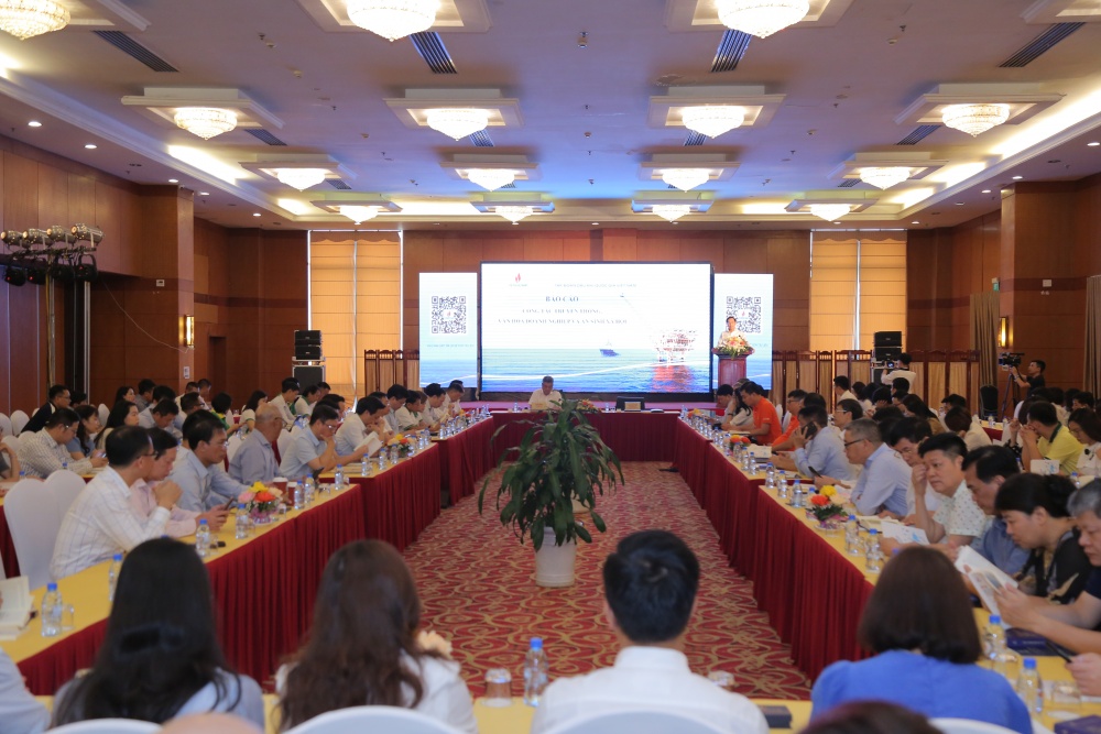 Kết hợp truyền thông, văn hóa doanh nghiệp và an sinh xã hội trở thành bệ đỡ vững chắc cho các hoạt động của Petrovietnam Kết hợp truyền thông, văn hóa doanh nghiệp và an sinh xã hội trở thành bệ đỡ vững chắc cho các hoạt động của Petrovietnam