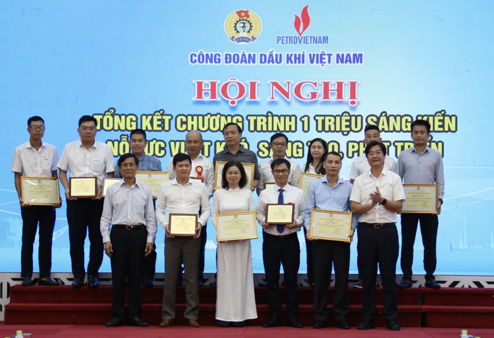 CĐ DKVN: Chương trình “1 triệu sáng kiến” là động lực thi đua sáng tạo cho người lao động Dầu khí CĐ DKVN: Chương trình “1 triệu sáng kiến” là động lực thi đua sáng tạo cho người lao động dầu khí