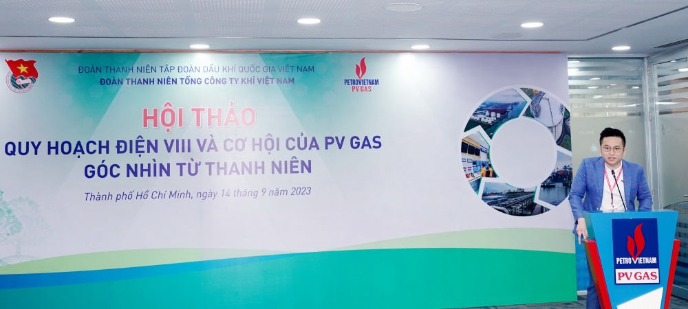 H2. Đại diện Đoàn thanh niên trình bày tham luận tại Hội thảo H2. Đại diện Đoàn thanh niên trình bày tham luận tại Hội thảo