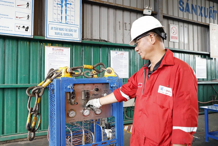 Lãnh đạo Công đoàn DKVN thăm thực tế các sáng kiến của PV Drilling Lãnh đạo Công đoàn DKVN thăm thực tế các sáng kiến của PV Drilling