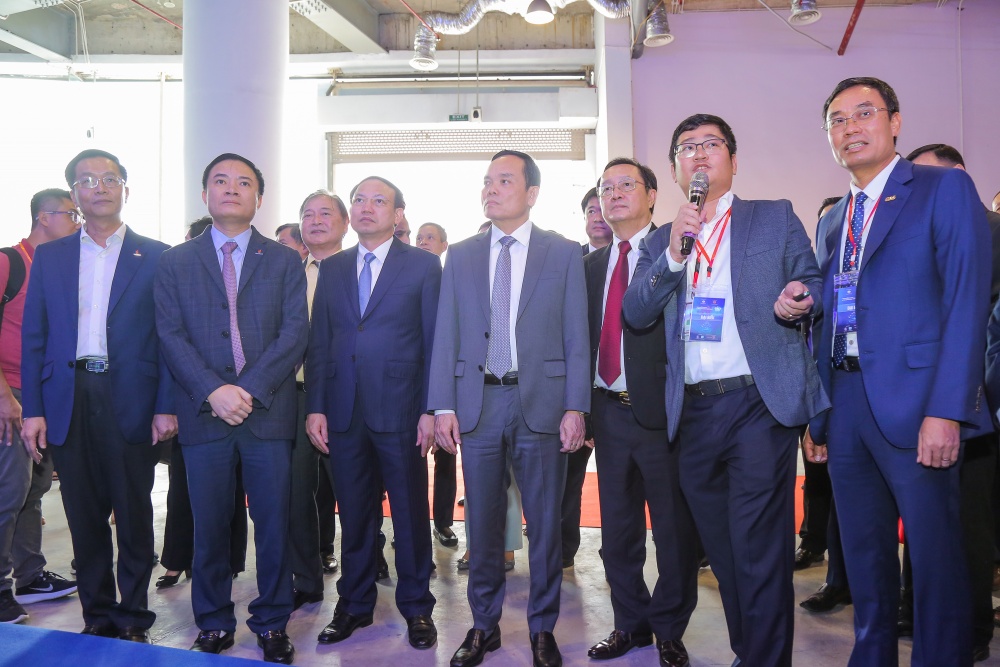 Phó Thủ tướng Chính phủ Trần Lưu Quang khai trương gian triển lãm chuỗi giá trị hydro xanh của Petrovietnam tại Techconnect and Innovation Viet Nam 2023 Phó Thủ tướng Trần Lưu Quang khai trương gian triển lãm chuỗi giá trị hydro xanh của Petrovietnam tại Techconnect and Innovation Viet Nam 2023
