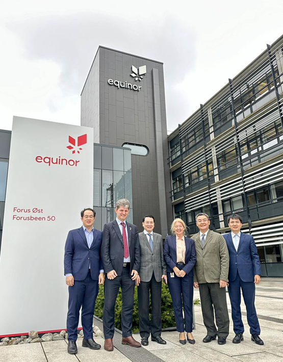 Đoàn công tác của Petrovietnam thăm và làm việc với đối tác Equinor tại Nauy và Anh Đoàn công tác của Petrovietnam thăm và làm việc với đối tác Equinor tại Nauy và Anh