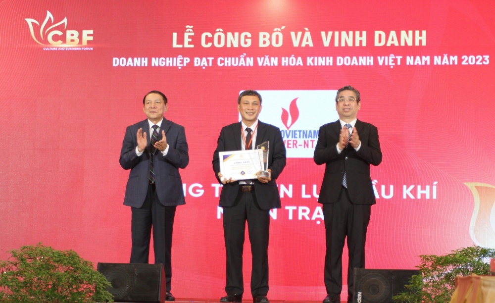 5 doanh nghiệp Tập đoàn Dầu khí Việt Nam đạt chuẩn văn hóa kinh doanh Việt Nam 5 doanh nghiệp Tập đoàn Dầu khí Việt Nam đạt chuẩn văn hóa kinh doanh Việt Nam