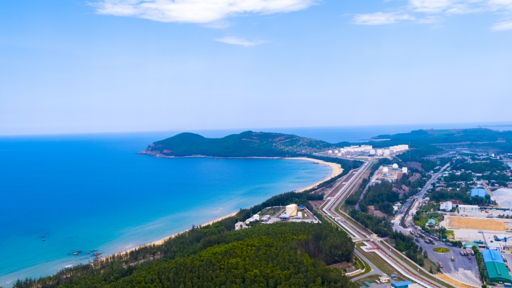 13-DVC-AD-0002: Đường dẫn dầu từ P3-xuống cảng xuất sản phẩm Jetty. 13-DVC-AD-0002: Đường dẫn dầu từ P3-xuống cảng xuất sản phẩm Jetty.