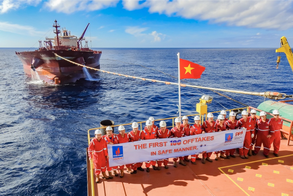 20-LVQ2-AD-0001: 100 chuyến bán dầu an toàn trên Kho nổi FSO PTSC Biển Đông 01. 20-LVQ2-AD-0001: 100 chuyến bán dầu an toàn trên Kho nổi FSO PTSC Biển Đông 01.
