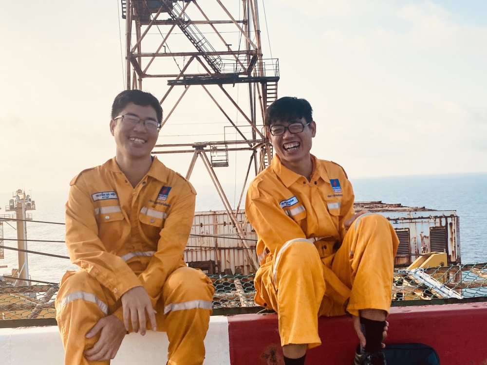 16-TPK-AD-0003: Nụ cười. 