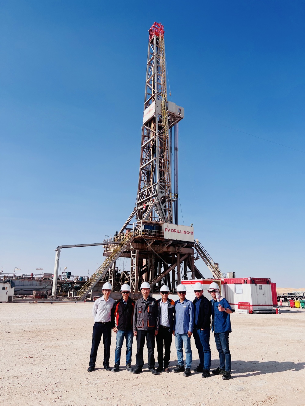 Tác phẩm dự thi 'Petrovietnam trong tôi': Tác giả Trần Hoài Dũng (GBRS) Tác phẩm dự thi 'Petrovietnam trong tôi': Tác giả Trần Hoài Dũng (GBRS)