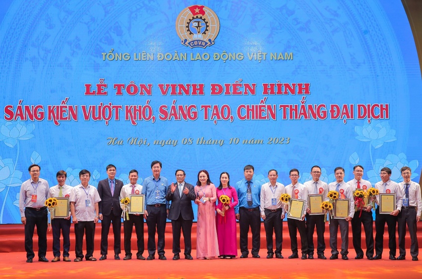 Giàn khoan PV DRILLING V được bình chọn là “Giàn khoan của năm” tại Brunei