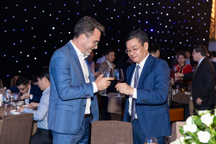 Petrovietnam gặp mặt các nhà thầu dầu khí năm 2024