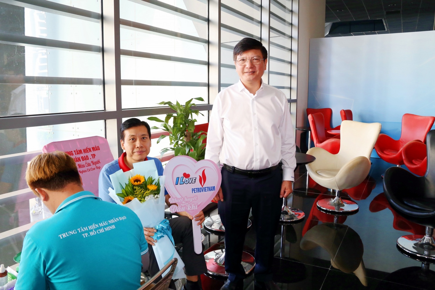 Nhiệt huyết người Dầu khí Petrovietnam phát động chương trình hiến máu nhân đạo: