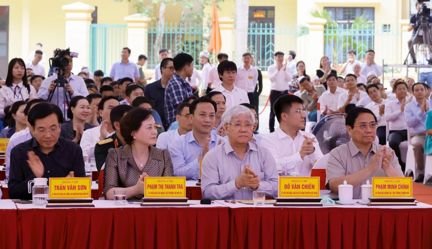 Petrovietnam ủng hộ 5 tỷ đồng cho phong trào 