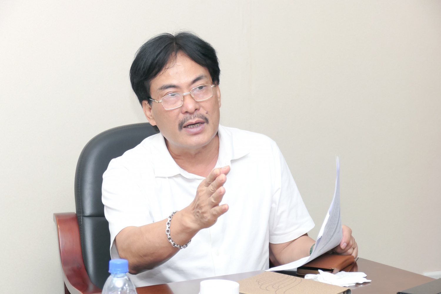 Anh hùng Lao động, TS. Nguyễn Hùng Dũng, Phó Chủ tịch kiêm Tổng Thư ký VPA phát biểu ý kiến. Anh hùng Lao động, TS. Nguyễn Hùng Dũng, Phó Chủ tịch kiêm Tổng Thư ký VPA phát biểu ý kiến.