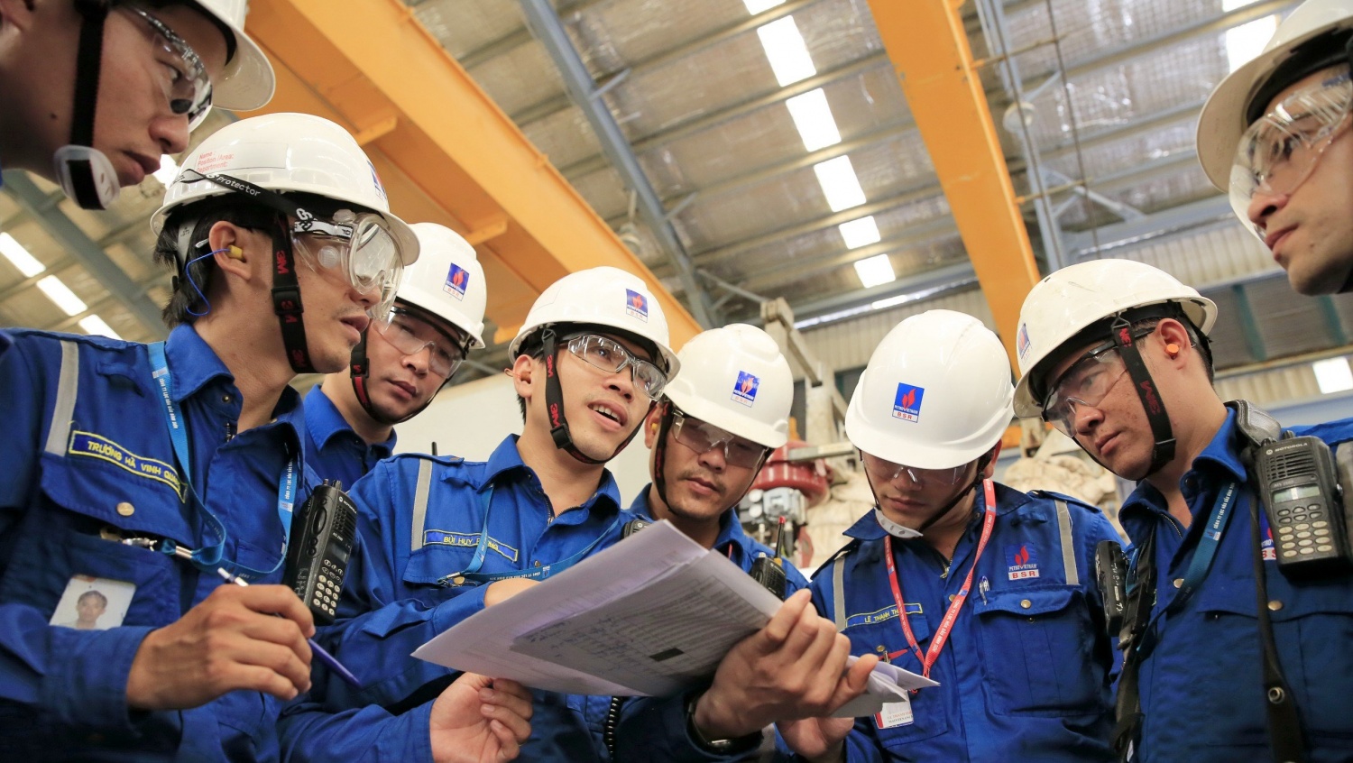 BSR lấy con người làm trọng tâm phát triển BSR lấy con người làm trọng tâm phát triển