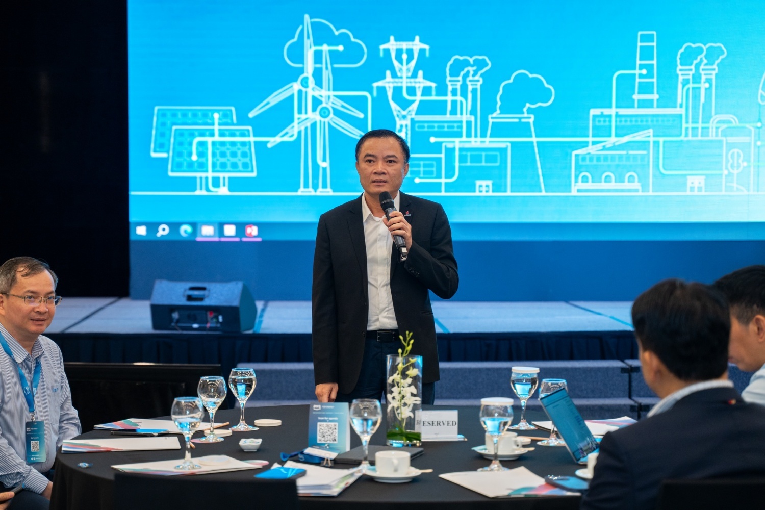 Petrovietnam tổ chức Hội thảo “Energy Day” về chuyển đổi số Petrovietnam tổ chức Hội thảo “Energy Day” về chuyển đổi số