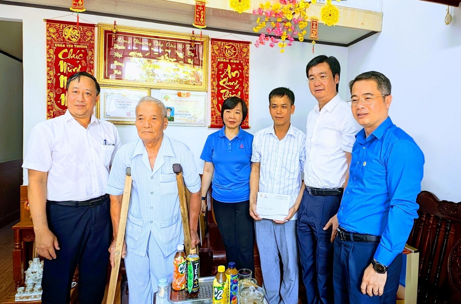 “Một đội ngũ, một mục tiêu” cho dòng dầu chảy mãi “Một đội ngũ, một mục tiêu” cho dòng dầu chảy mãi