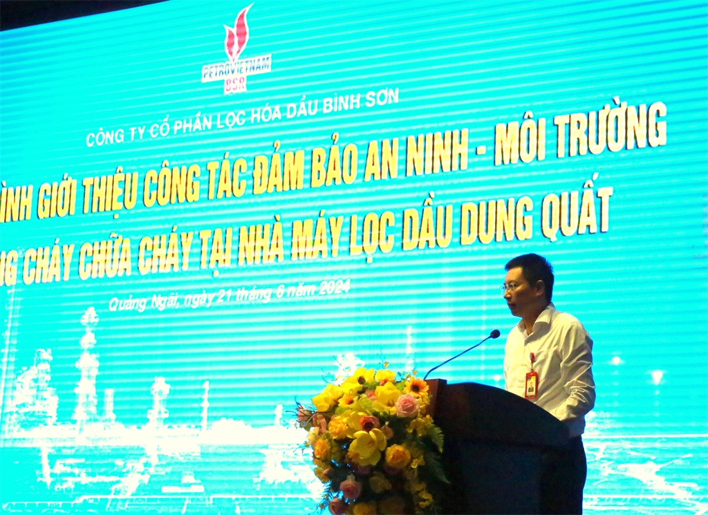 BSR giới thiệu công tác đảm bảo An ninh – An toàn – Môi trường – PCCC cho cán bộ, bà con nhân dân xung quanh Nhà máy BSR giới thiệu công tác đảm bảo An ninh – An toàn – Môi trường – PCCC cho cán bộ, bà con nhân dân xung quanh Nhà máy