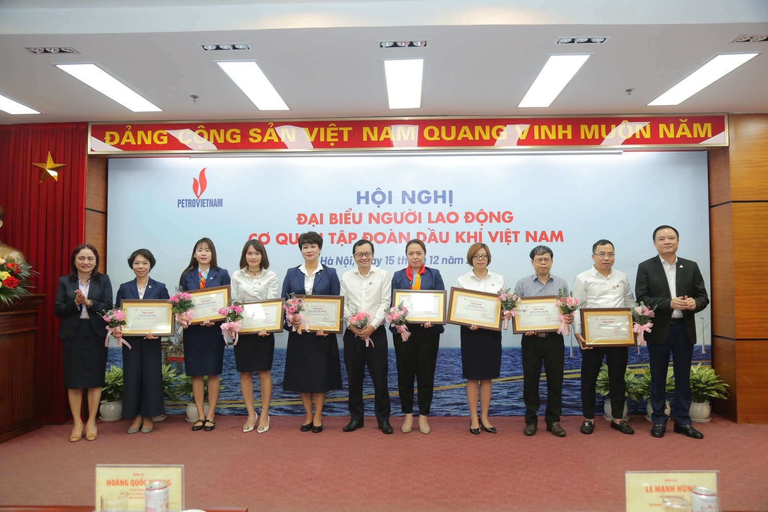 Bồi đắp niềm tin của đoàn viên, người lao động với tổ chức công đoàn Bồi đắp niềm tin của đoàn viên, người lao động với tổ chức công đoàn