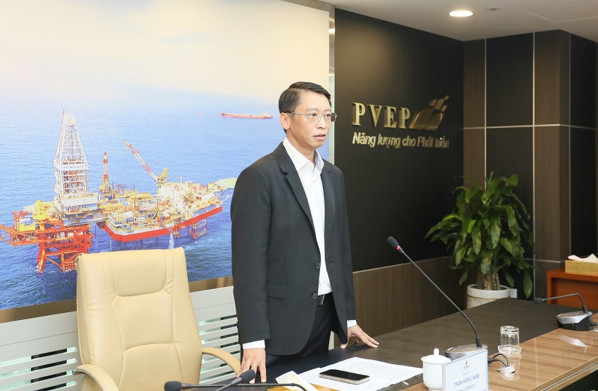 Đồng chí Trần Hồng Nam - phó Bí thư Đảng ủy, Tổng Giám đốc PVEP phát biểu kết thúc chương trình Đồng chí Trần Hồng Nam - phó Bí thư Đảng ủy, Tổng Giám đốc PVEP phát biểu kết thúc chương trình