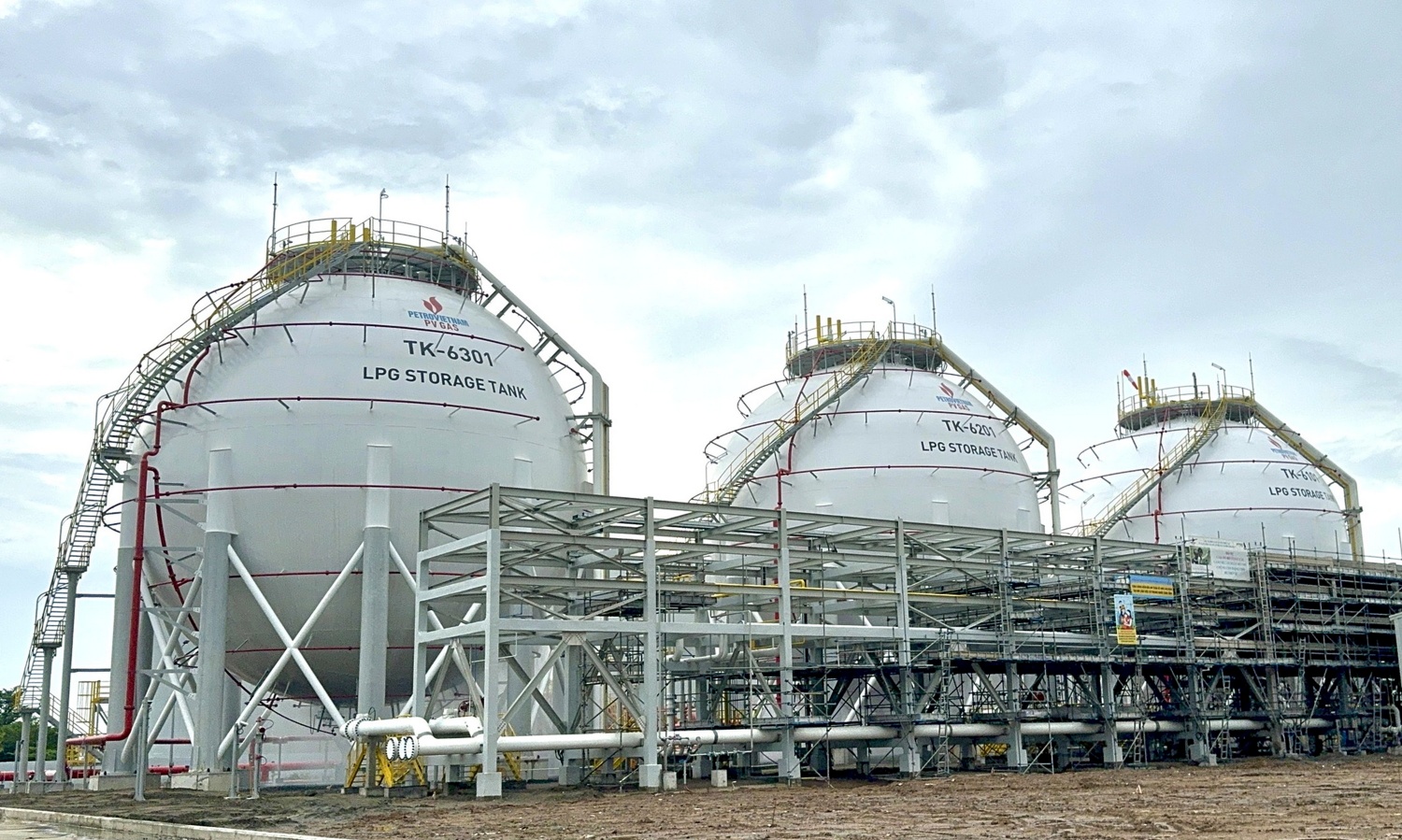 Petrovietnam vưa vào hoạt động 3 bồn chứa LPG tại Kho cảng PV GAS Vũng Tàu Petrovietnam vưa vào hoạt động 3 bồn chứa LPG tại Kho cảng PV GAS Vũng Tàu